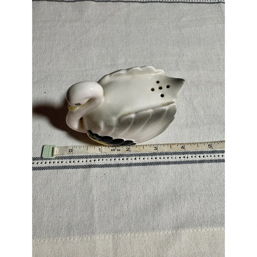 Vintage Swan Salt & Pepper Shakers Ceramic Pair Japan White Bird Cork Stoppers